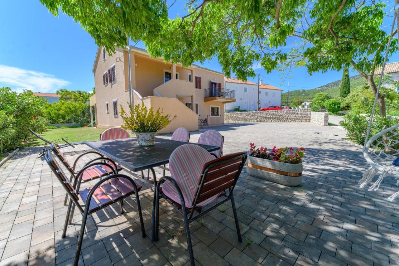 Apartments Marina Veskovic Nerezine Luaran gambar