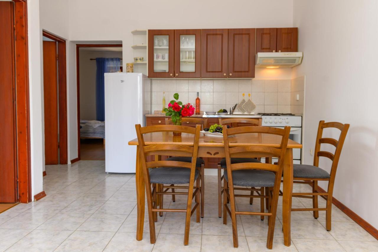 Apartments Marina Veskovic Nerezine Luaran gambar
