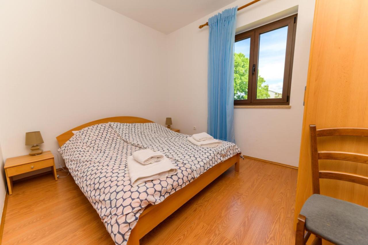 Apartments Marina Veskovic Nerezine Luaran gambar