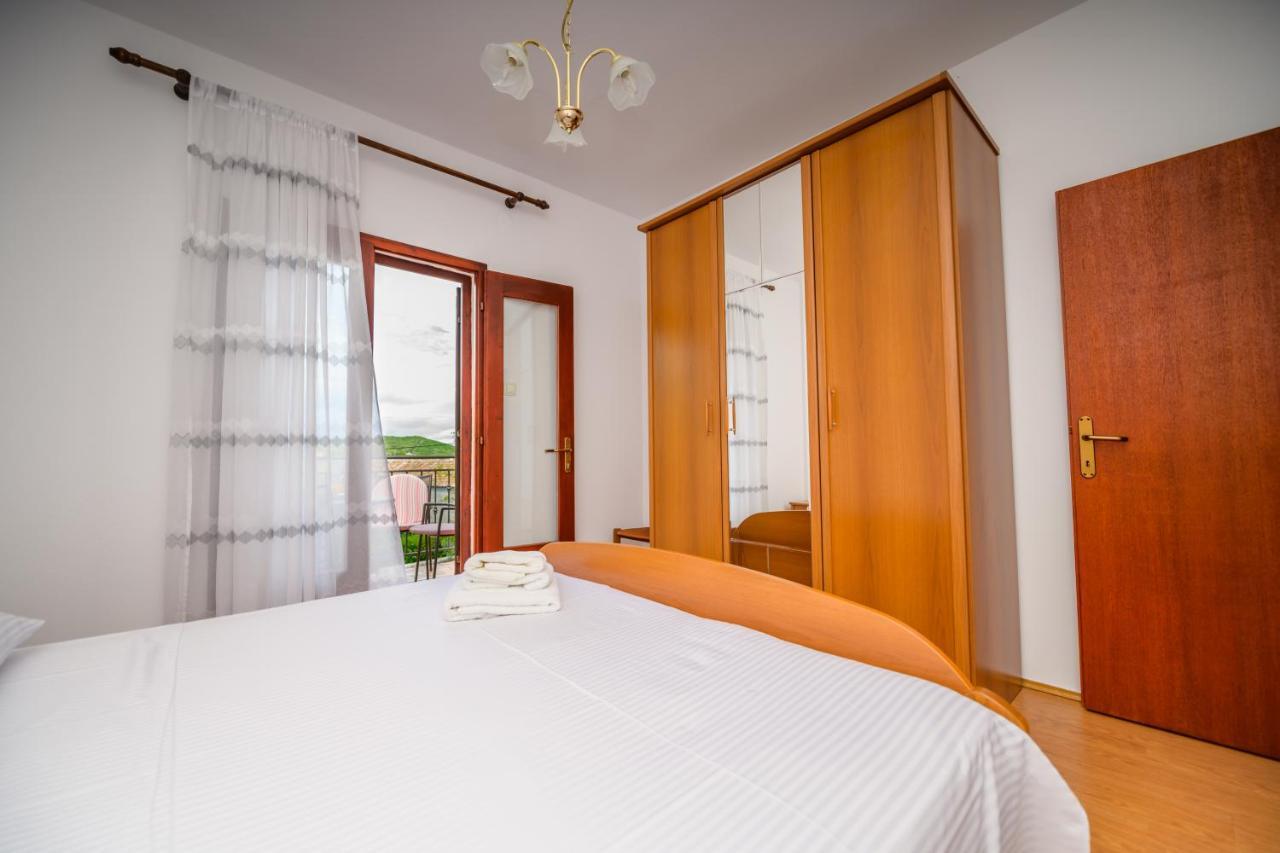 Apartments Marina Veskovic Nerezine Luaran gambar