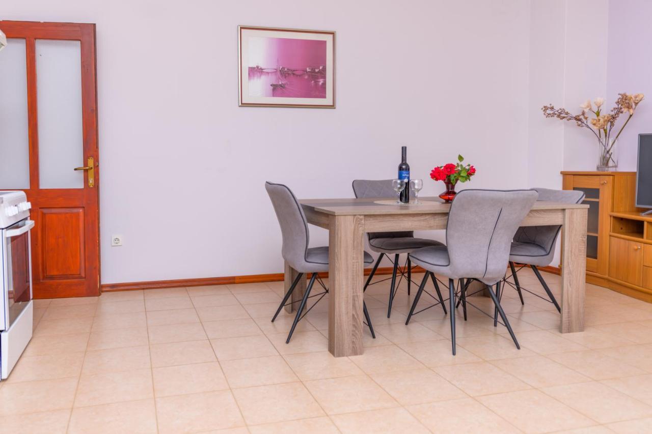 Apartments Marina Veskovic Nerezine Luaran gambar