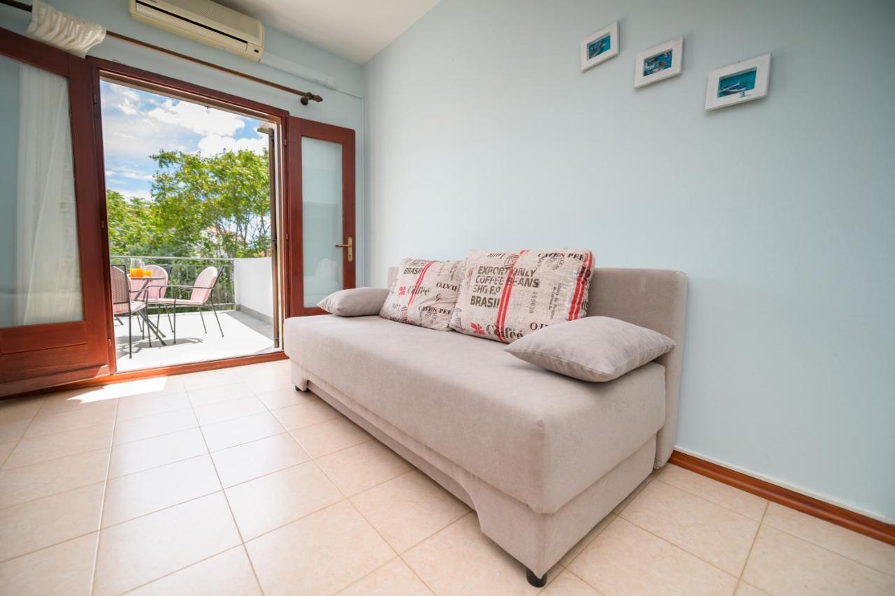 Apartments Marina Veskovic Nerezine Luaran gambar