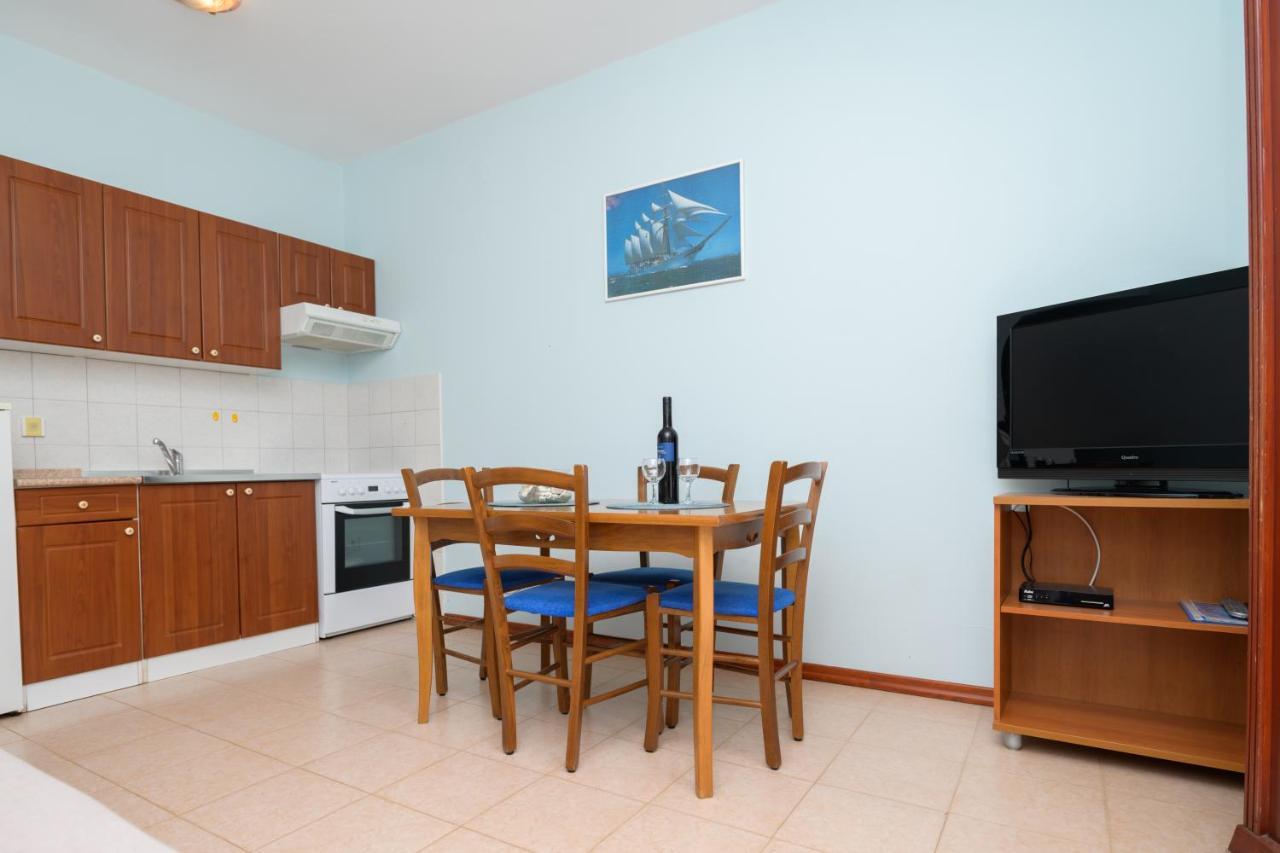Apartments Marina Veskovic Nerezine Luaran gambar